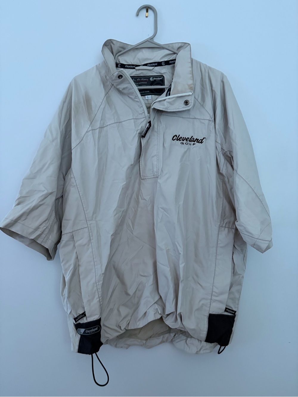 Cleveland Golf Men's Light Beige Rain Pullover
